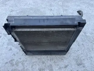Пачка с радиатори бмв х5,ф15 5.0