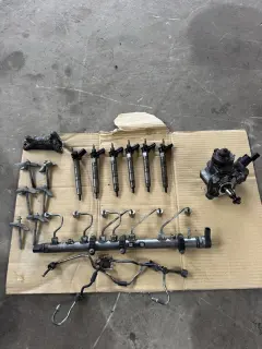 Помпа дюзи и рейл бмв 3.5, 299кс